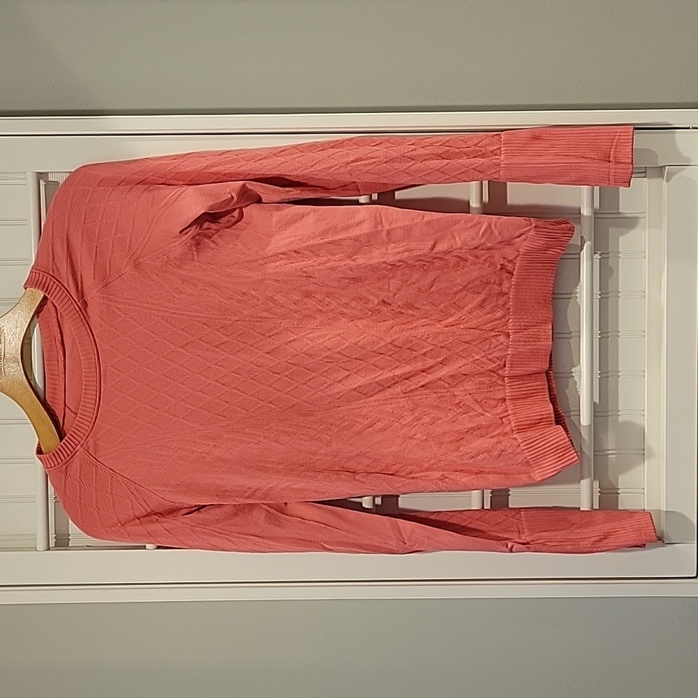 Lululemon Running Top Coral Size 6 Fitted